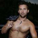 Kinky Gay Escort Ready To Drill Your Ass All Night
